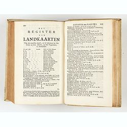 Kort begrip der oude en nieuwe staatkundige Geographie: behelzende eene beschryving der heerschappyen, in welken de aarde verdeeld is, haare gelegenheid. . .